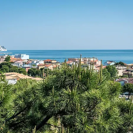 M262 - Marcelli, Quadrilocale Ristrutturato Con Terrazzo Vista Mare 1p