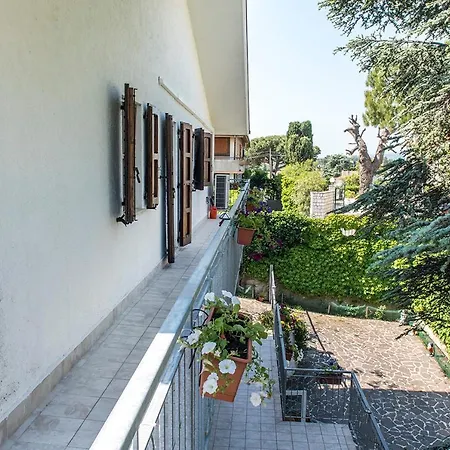 M262 - Marcelli, Quadrilocale Ristrutturato Con Terrazzo Vista Mare 1p Marcelli