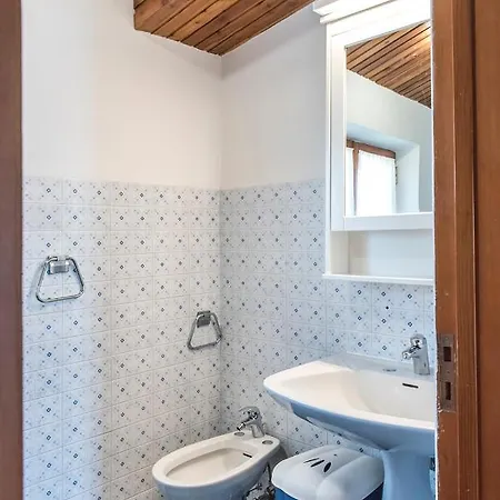 M262 - Marcelli, Quadrilocale Ristrutturato Con Terrazzo Vista Mare 1p *