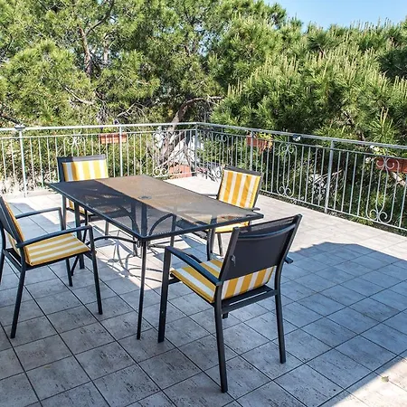 M262 - Marcelli, Quadrilocale Ristrutturato Con Terrazzo Vista Mare 1p *
