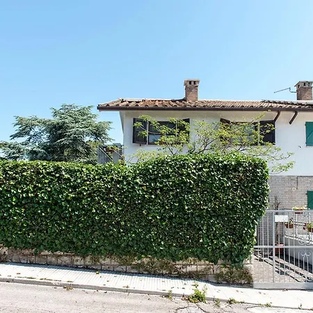 M262 - Marcelli, Quadrilocale Ristrutturato Con Terrazzo Vista Mare 1p Marcelli