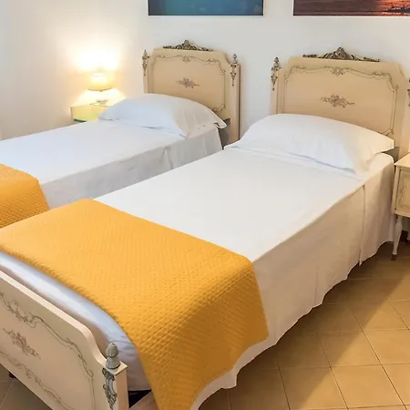 アパート M262 - Marcelli, Quadrilocale Ristrutturato Con Terrazzo Vista Mare 1p マルチェッリ