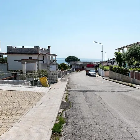 M262 - Marcelli, Quadrilocale Ristrutturato Con Terrazzo Vista Mare 1p マルチェッリ