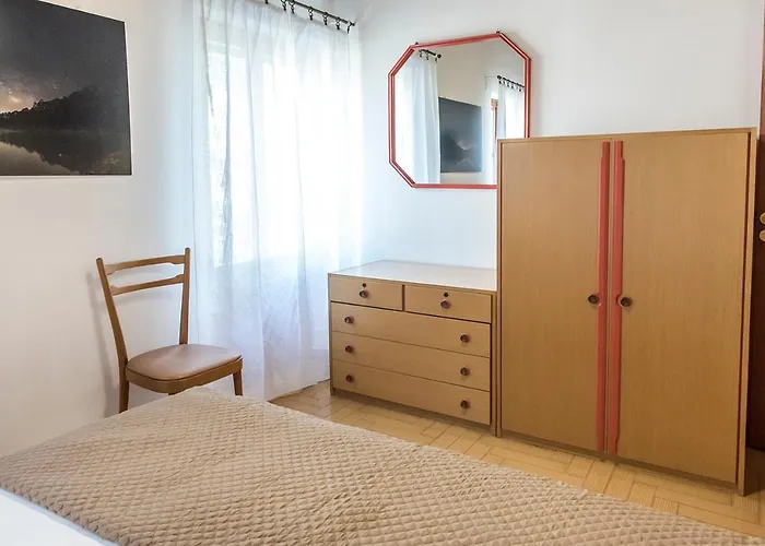 M262 - Marcelli, Quadrilocale Ristrutturato Con Terrazzo Vista Mare 1p